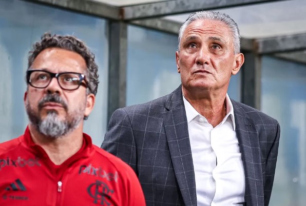 Tite e Cléber Xavier, em Grêmio x Flamengo — Foto: Maxi Franzoi/AGIF