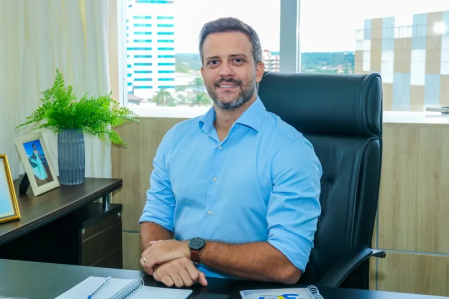 Como você classifica o mandato do Deputado Lucas Torres até aqui?