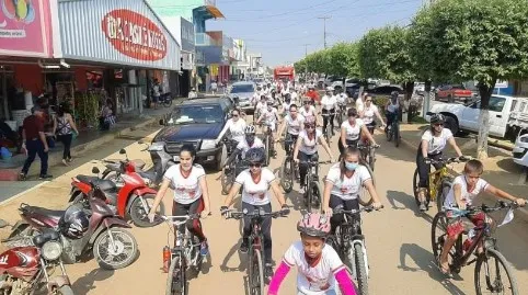 Vereador acusa organizador de projeto de doação de sangue de autopromoção; organizador rebate com transparência e repúdio