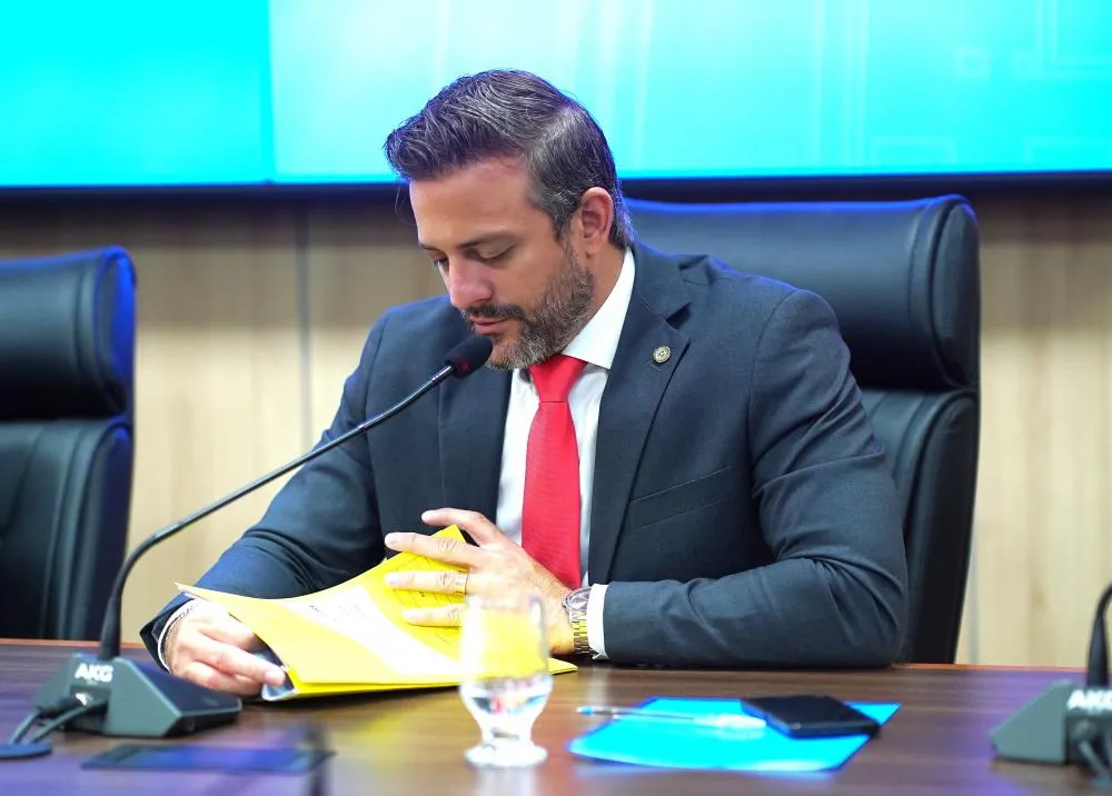 Deputado Delegado Lucas encaminhou indicação ao DER (Foto: Rafael Oliveira | Secom ALE/RO)