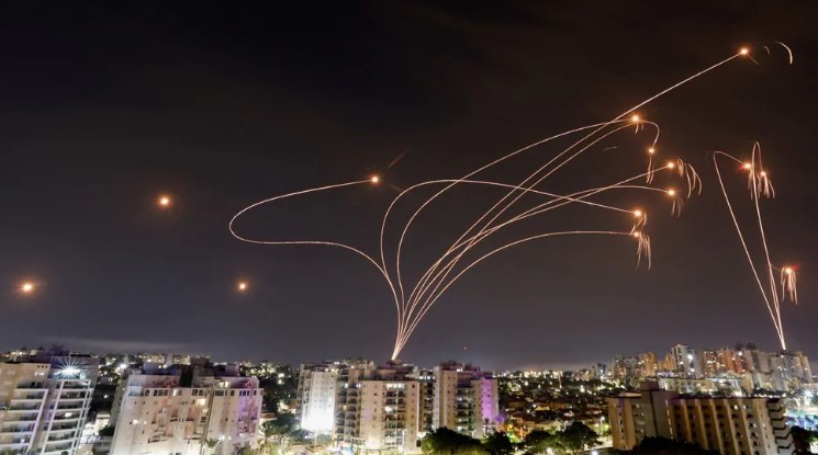 Sistema antiaéreo em funcionamento - Reprodução