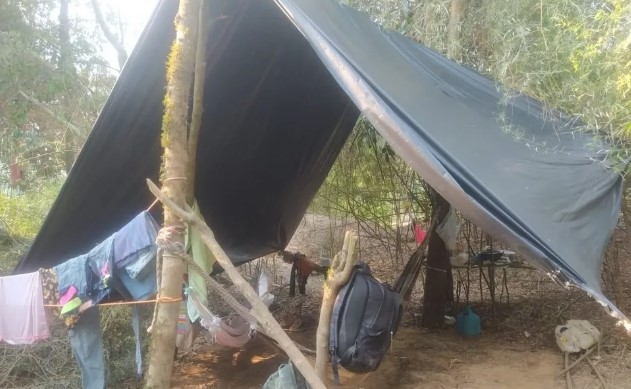 Homens foram presos suspeitos de invasão de terras, em Ariquemes — Foto: PM/Divulgação