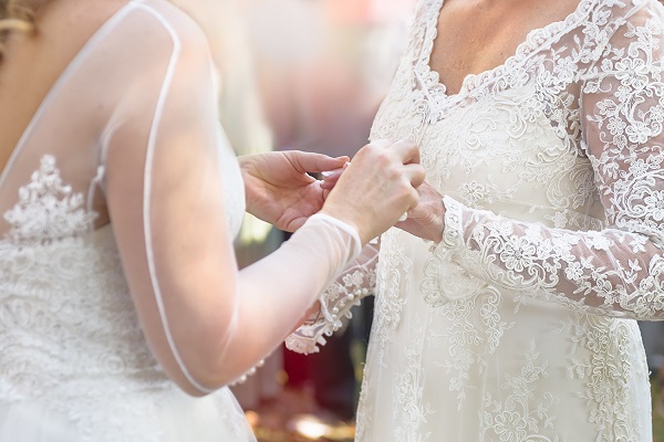 Comissão da Câmara aprova proibição do casamento homoafetivo