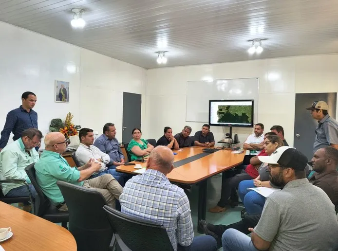 Foto por assessoria parlamentar