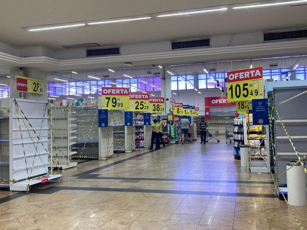 Carrefour fechará 16 lojas em Belo Horizonte e devolverá imóveis