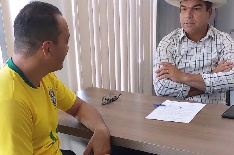 Ex-prefeito Roni Irmãozinho parabeniza novo presidente da Câmara; “Foi um verdadeiro parceiro da cidade”