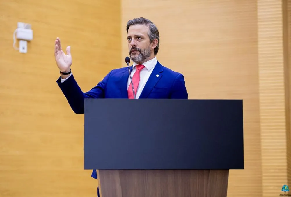 Deputado Delegado Lucas destaca valorização da Polícia Civil após aprovação de projeto na Alero