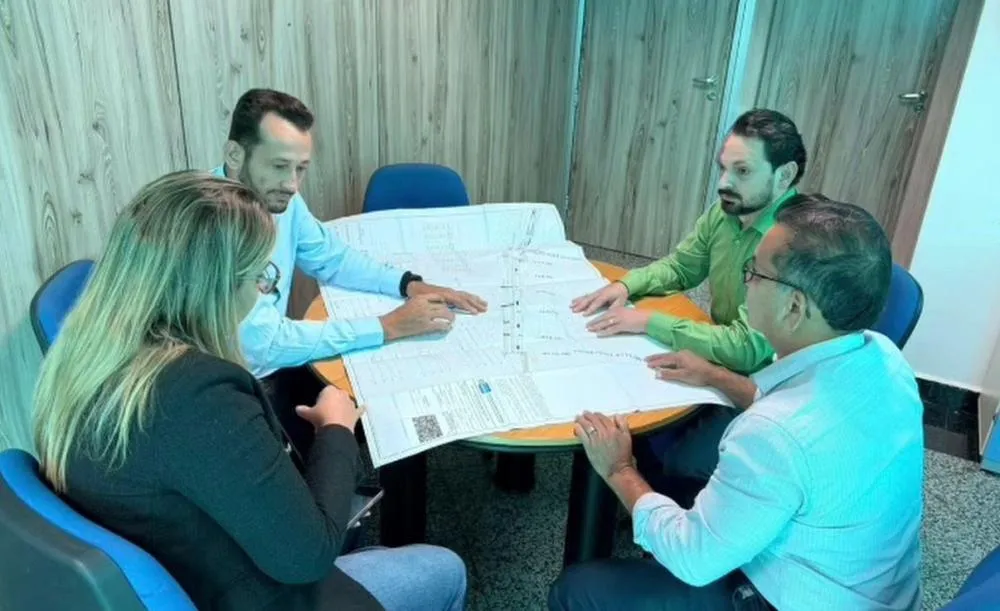 Projeto de novas galerias visa encerrar ciclo de enchentes no centro de Buritis